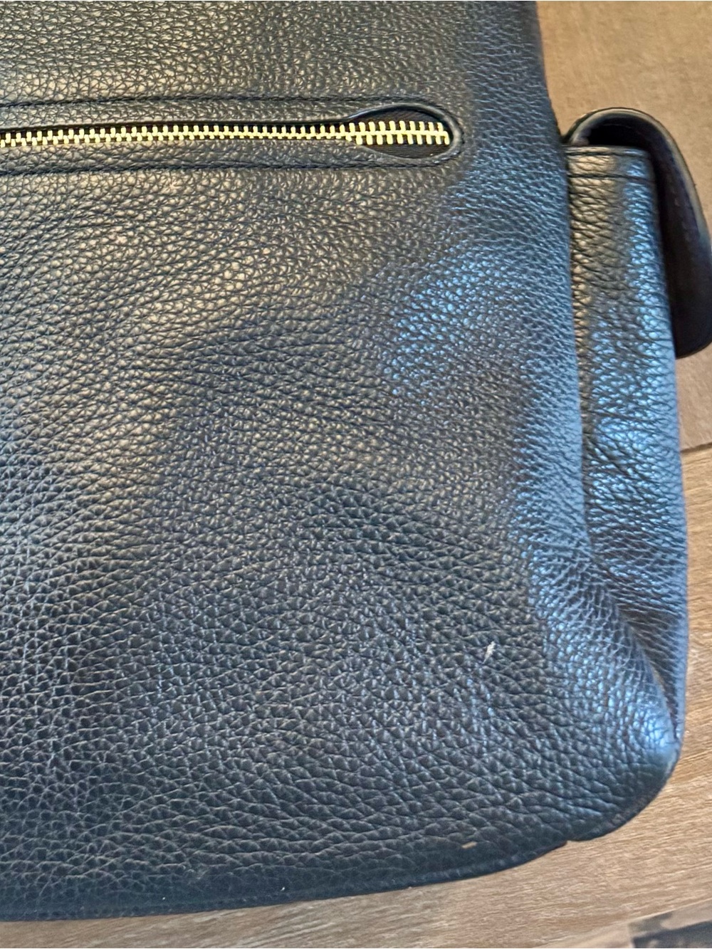 Coach Black Pebbled Leather Shoulder Bag with Gold Hardware - Picture 9 of 9
